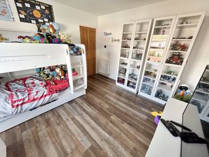 Bedroom- click for photo gallery